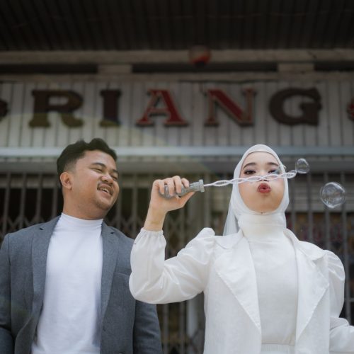 16 galeri kecil yuanita