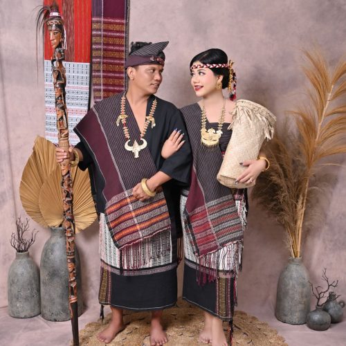 DSC_5815 18R 3in1 cream ukir gold pipih linen cream Astri